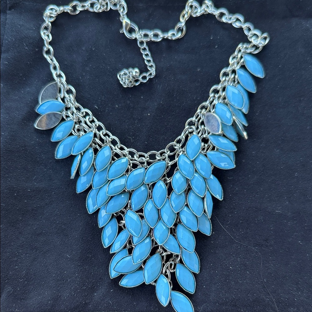 Elegant Blue Silver Necklace